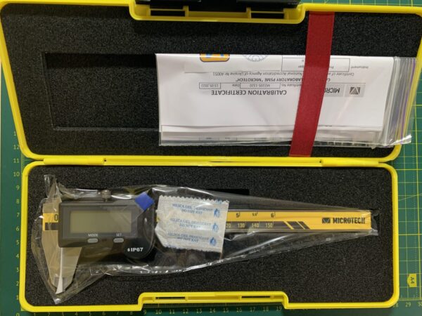 Carbide digital caliper IP67