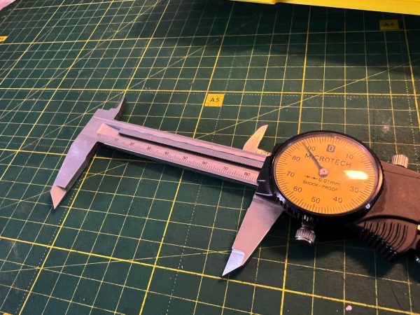 Dial caliper